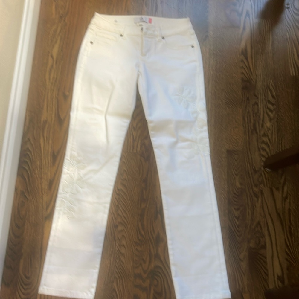 CABI slim boyfriend white jeans